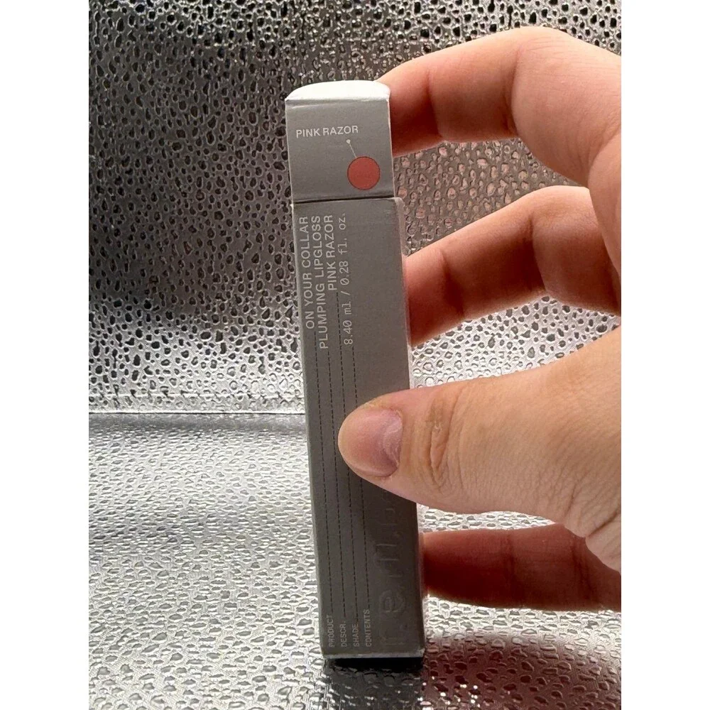 r.e.m. beauty - On Your Collar Plumping Lipgloss, 0.28oz - Pink Razor
